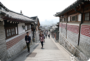 Bukchon Hanok Village, Insadong, Samcheong-dong