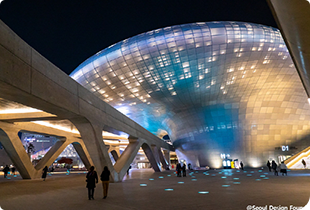 Dongdaemun Design Plaza (DDP)